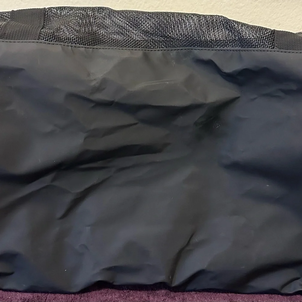 Brand New Wakytu TSA Approved Pet Carrier for Small Cats & Dogs, Dog carrier New